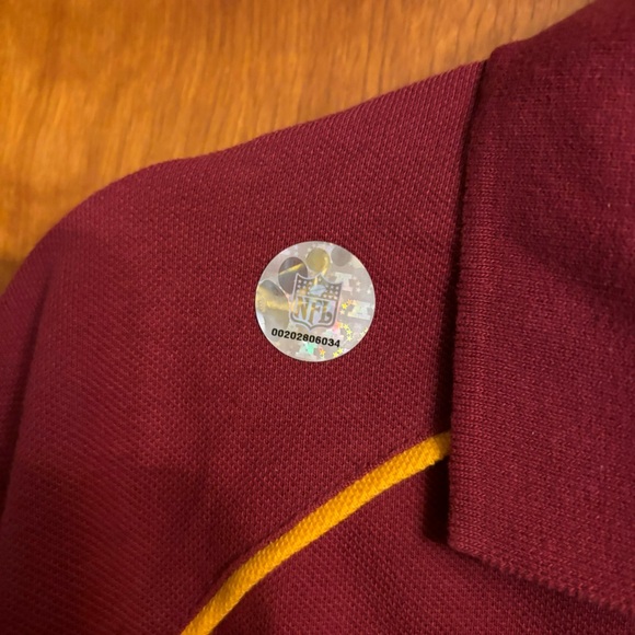 NFL Team Apparel WASHINGTON REDSKINS Football Polo Shirt BNWOT Sz M - Picture 3 of 5